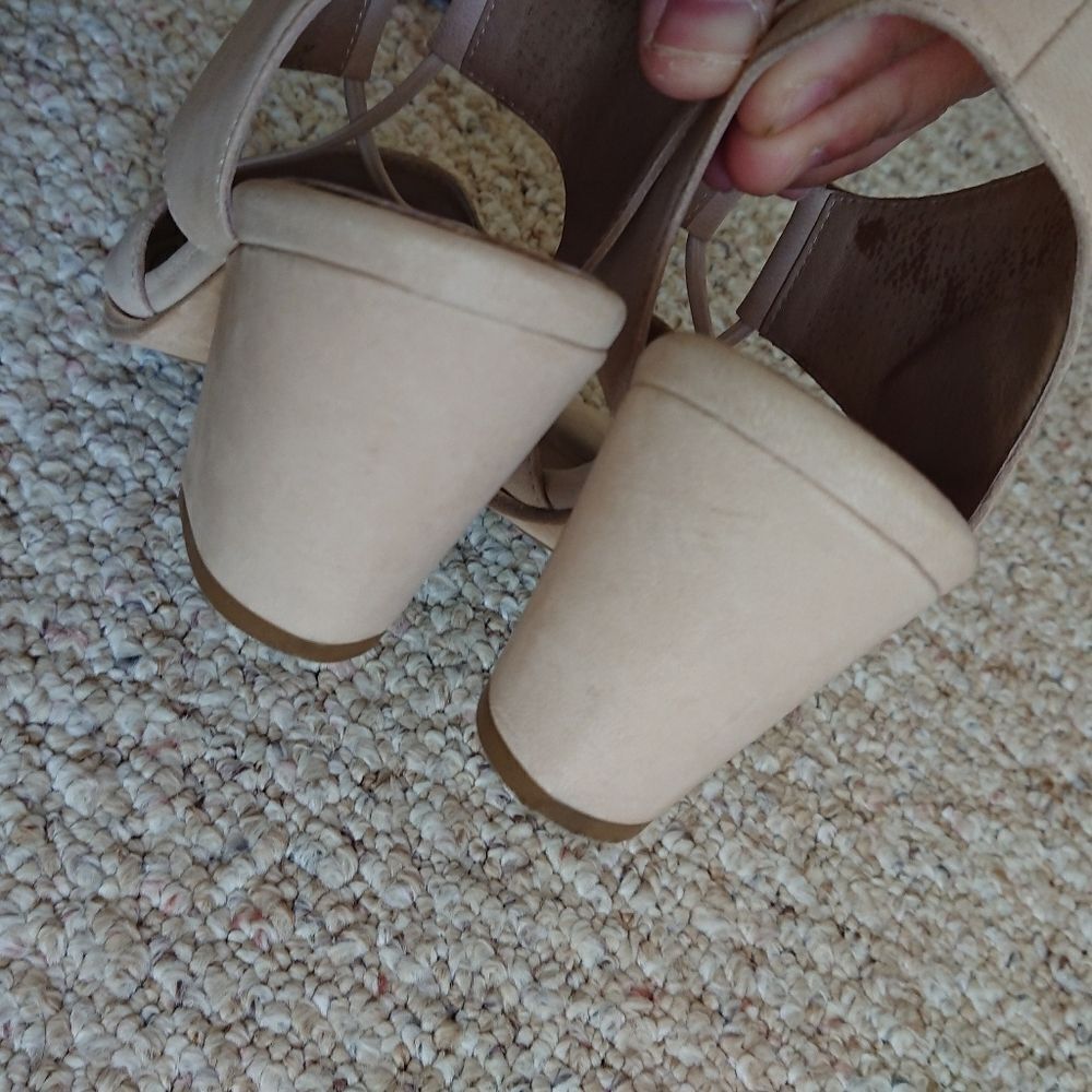 Eileen Fisher Doe Earth Tumbled Nubuck Sandal in beige size 6 - Picture 11 of 13